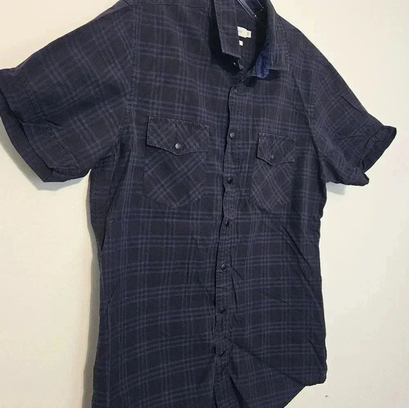 ARTURO CALLE Short Sleeve Snap Down Shirt Size Medium Slim Fit EUC - Picture 3 of 12